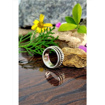 Серебряное кольцо с вращающимися элементами, 8.79 г, размер - 19; Silver ring with Spinner, 8.79 g, Size - 9