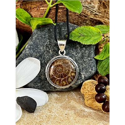 Серебряный кулон с Аммонитом, 9.73 г; Silver pendant with Ammonite, 9.73 g