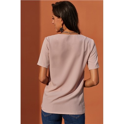 Розовая шифоновая блуза с диагональной застежкой на пуговицы