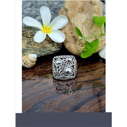 Серебряное кольцо с Дизайном ручной работы, 8.01 г, размер - 19; Silver ring with Handmade Design, 8.01 g, Size - 9