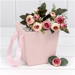 Коробка для цветов трапеция 14.5*14.5*15 см Розовый с ручками 441003