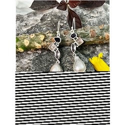 Серебряные серьги с Жемчугом Бива, 10.85 г; Silver earrings with Biwa Pearls, 10.85 g