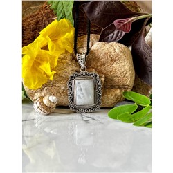 Серебряный кулон с Лунным Камнем, 9.83 г; Silver pendant with Moonstone, 9.83 g