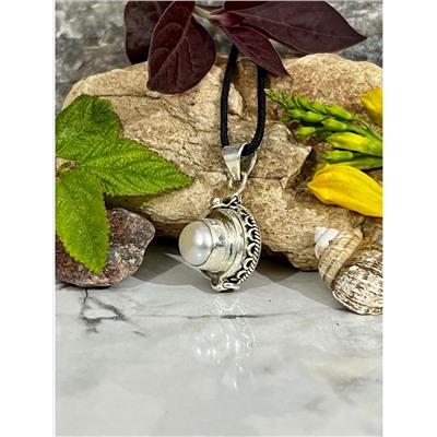 Серебряный кулон с кавачей из Жемчуга, 7.70 г; Silver pendant with Pearl kavach, 7.70 g