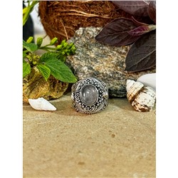 Серебряное кольцо с кавачей из Жемчуга, 10.11 г, размер - 17; Silver ring with Pearl kavacha, 10.11 g, Size - 7