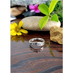 Серебряное кольцо с Дизайном ручной работы, 2.70 г, размер - 20; Silver ring with Handmade Design, 2.70 g, Size - 10