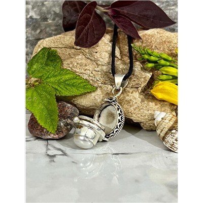 Серебряный кулон с кавачей из Жемчуга, 7.70 г; Silver pendant with Pearl kavach, 7.70 g