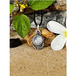 Серебряный кулон с Лунным Камнем, 3.07 г; Silver pendant with Moonstone, 3.07 g